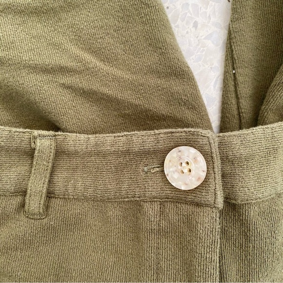 Richer Poorer Women’s Rustic City Short | Olive Army | Size M | NWOT - Picture 6 of 8
